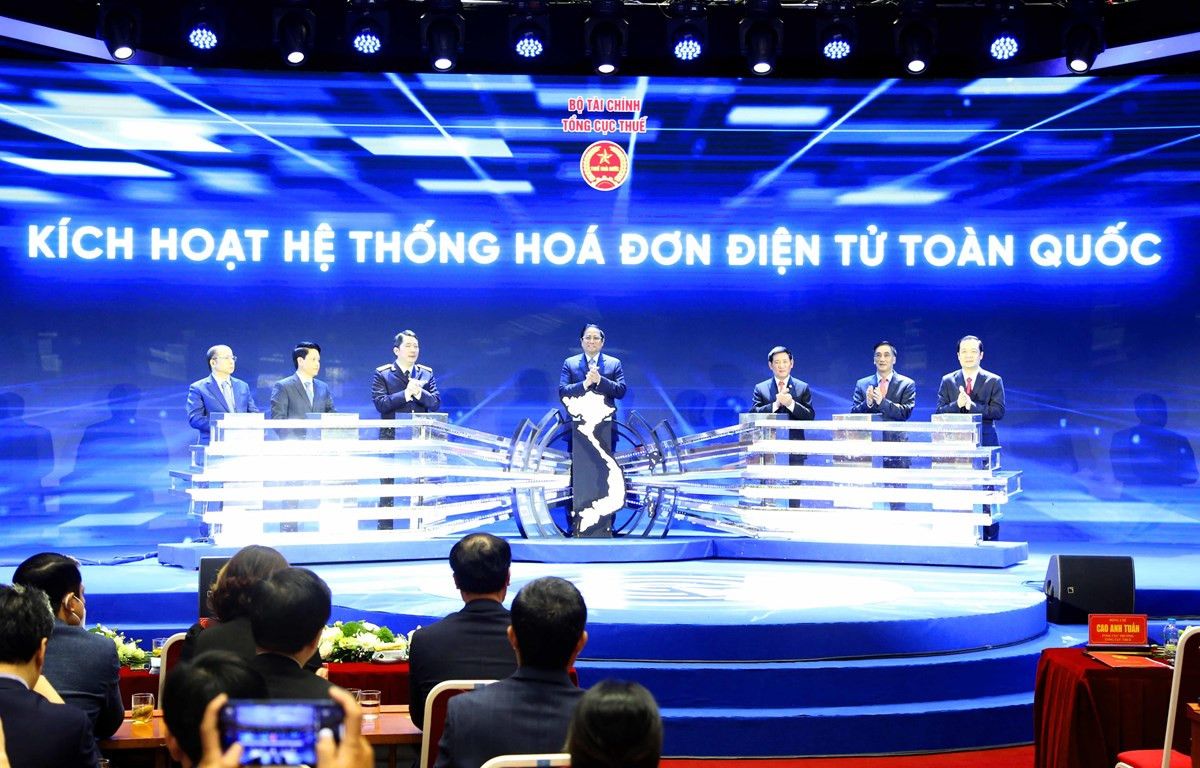 Bài 4: Doanh nghiệp nộp thuế thoát nỗi ám ảnh xếp hàng chờ đến lượt