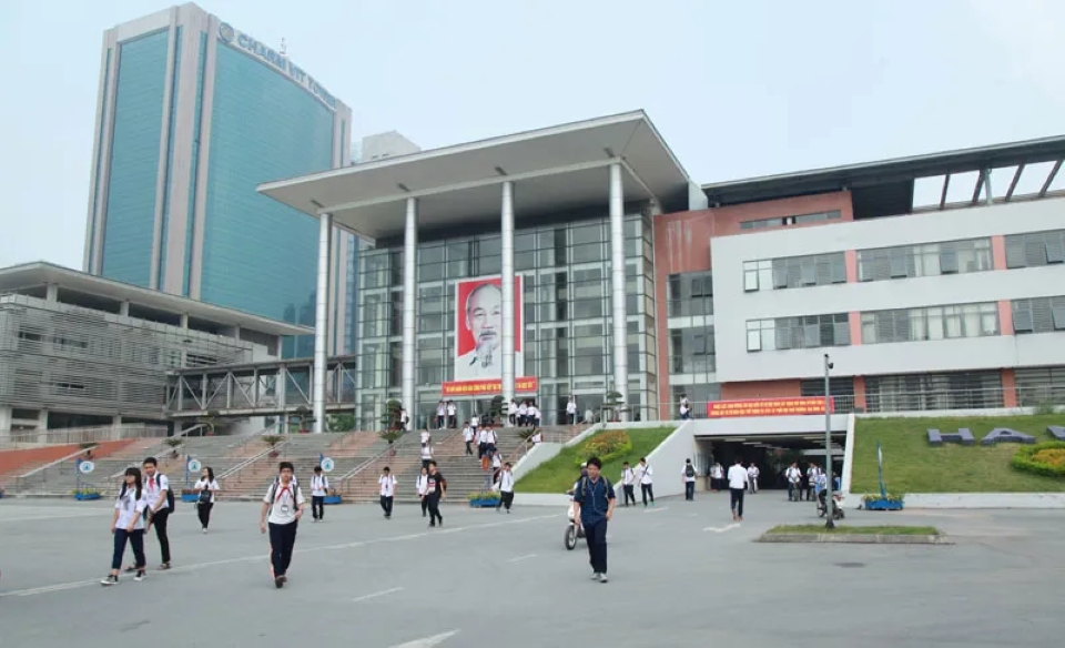 thpt chuyên ở hà nội