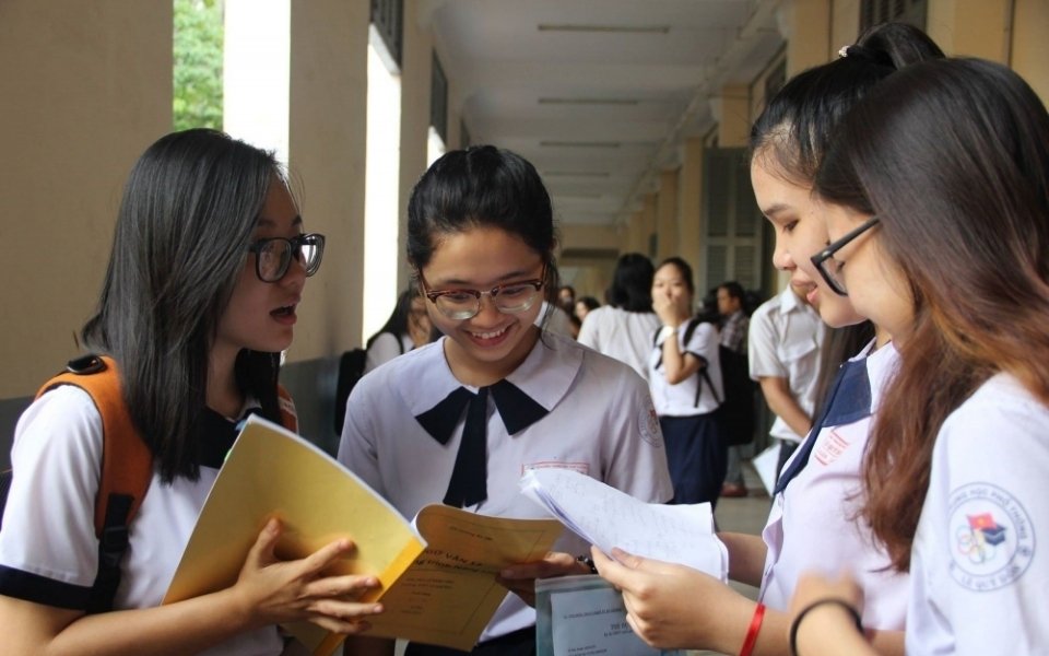 Tổng hợp đề thi và lời giải vào 10 trên toàn quốc năm 2025 (liên tục cập nhật)