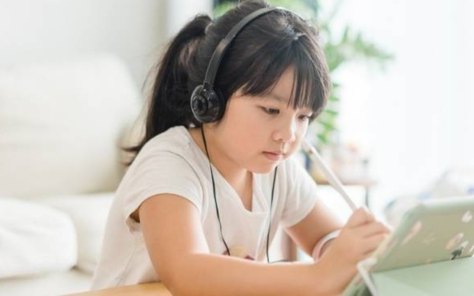 Ghi âm lại phát âm tiếng Anh của mình
