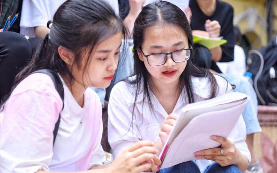 Các dạng động từ, thì và cấu trúc khác