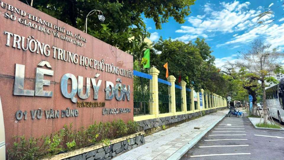 thpt chuyên lê quý đôn đà nẵng