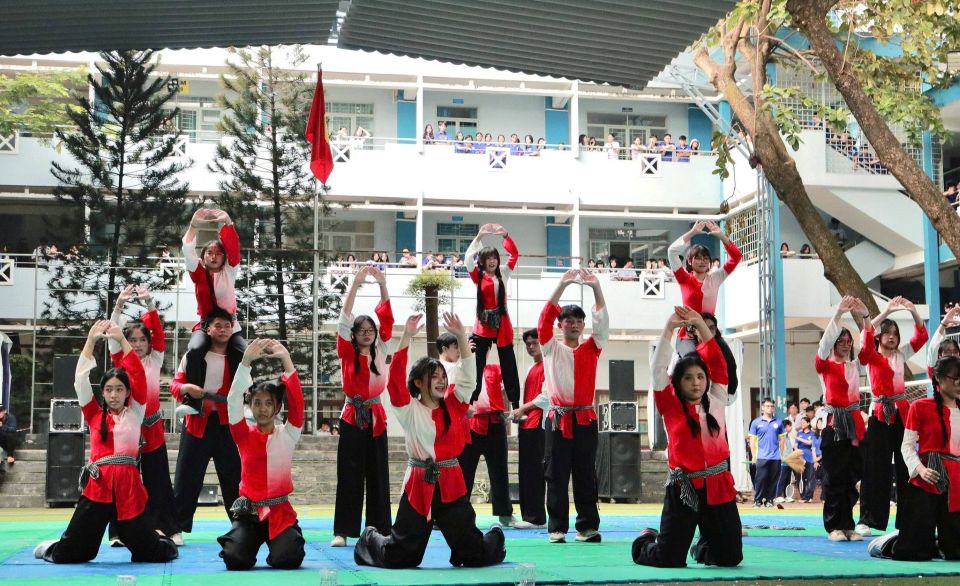 học sinh thpt nguyễn du tp hcm 