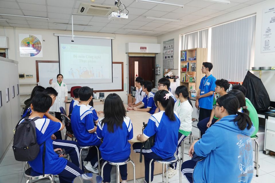 đồng phục thpt lê quý đôn tphcm