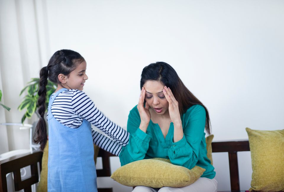 Vì sao con tuổi dậy thì trở nên hỗn láo?