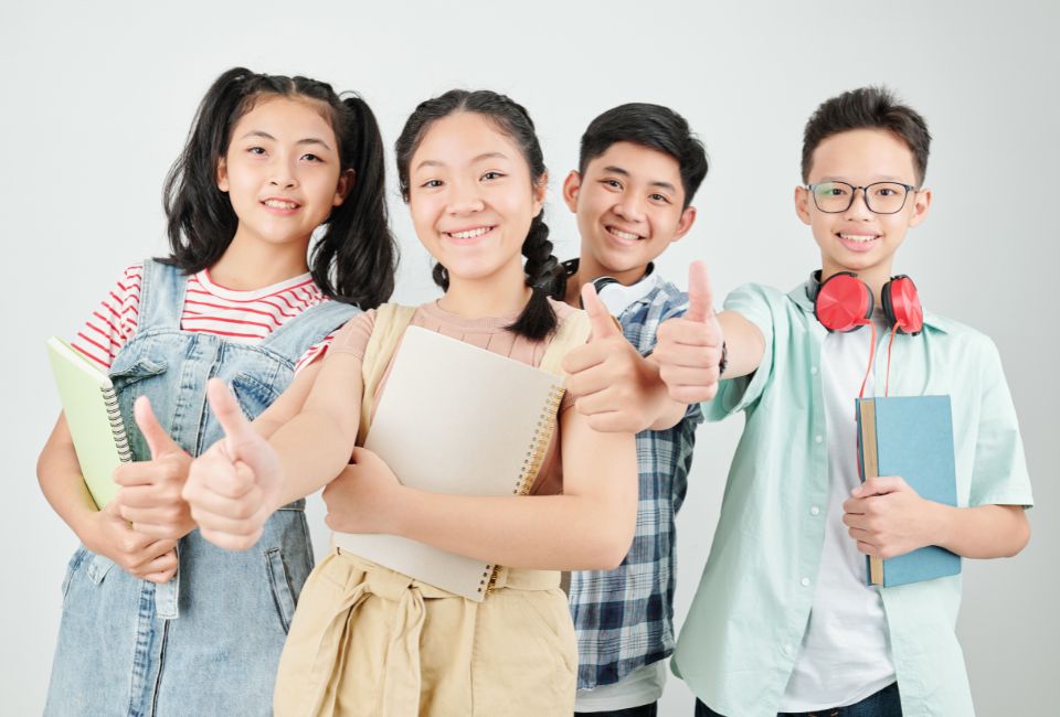 Vì sao năng lực giao tiếp quan trọng với học sinh?