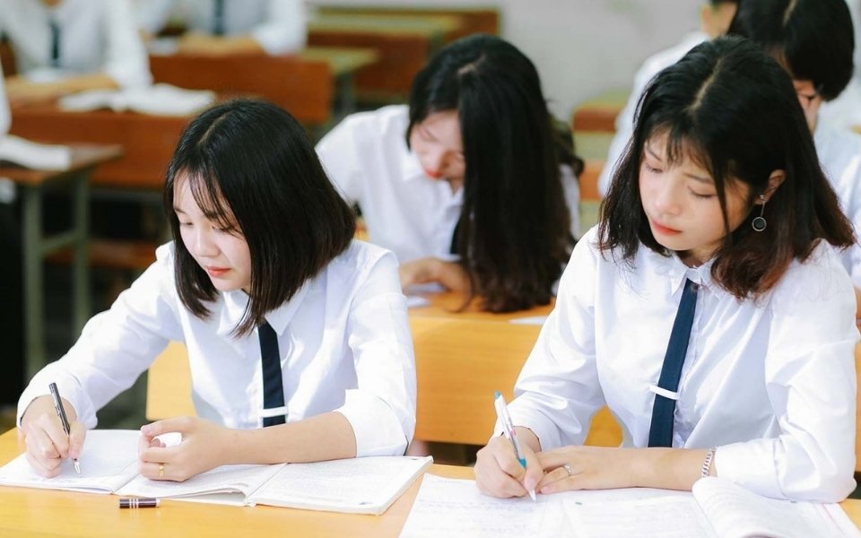 Phân loại các dạng bài tập về dấu hiệu chia hết cho 4