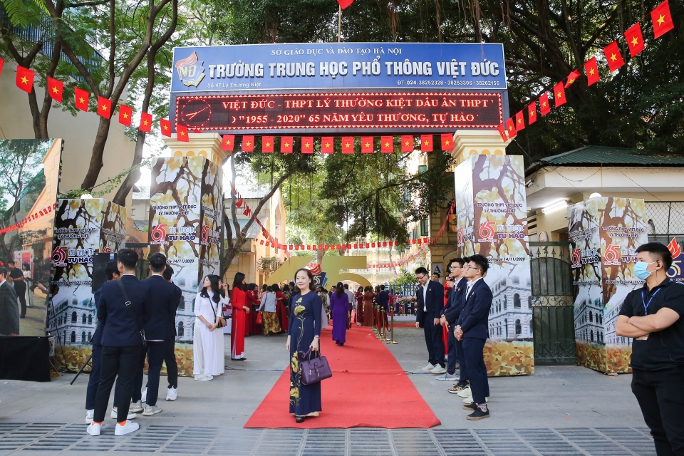 trường cấp 3 ở hà nội